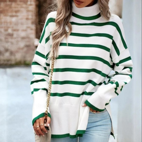 Gyrans Dance Flower Sweaters - Gyrans Dance Flower Turtleneck Stripe Boxy Sweater